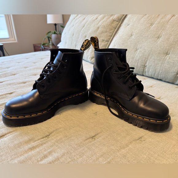 Dr Martens 101 Smooth Leather Ankle Boots - Picture 4 of 11